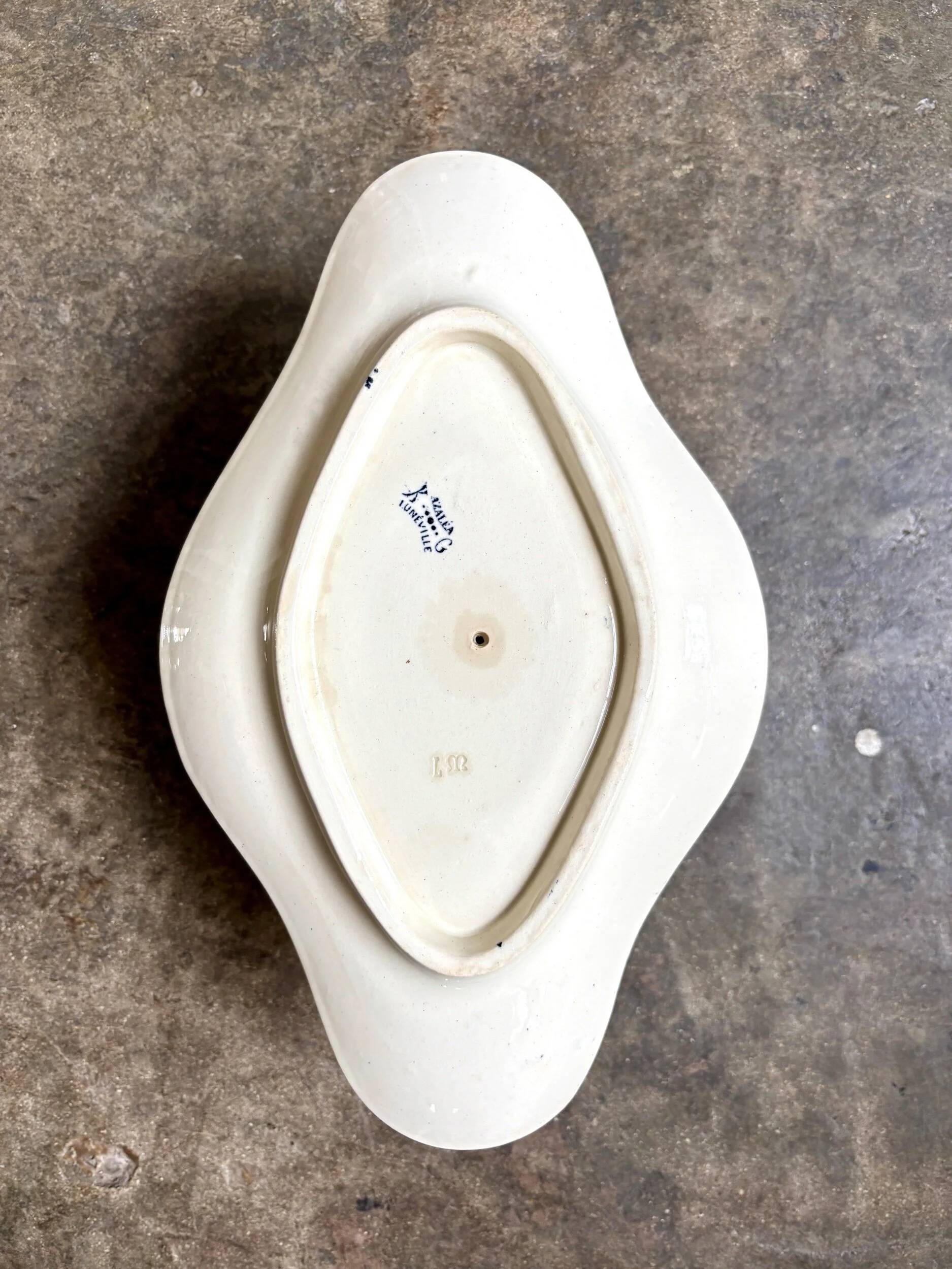 Saucière Lunéville en terre de fer bleue, service "Azaléa"