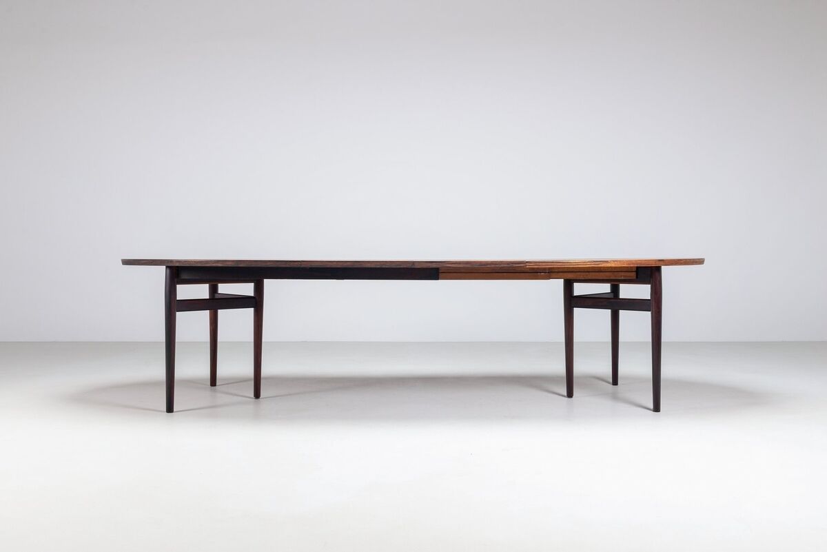 Arne Vodder oval dining table model 212 in rosewood Sibast Denmark 1960