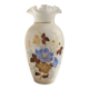 Ancien vase en opaline émaillé