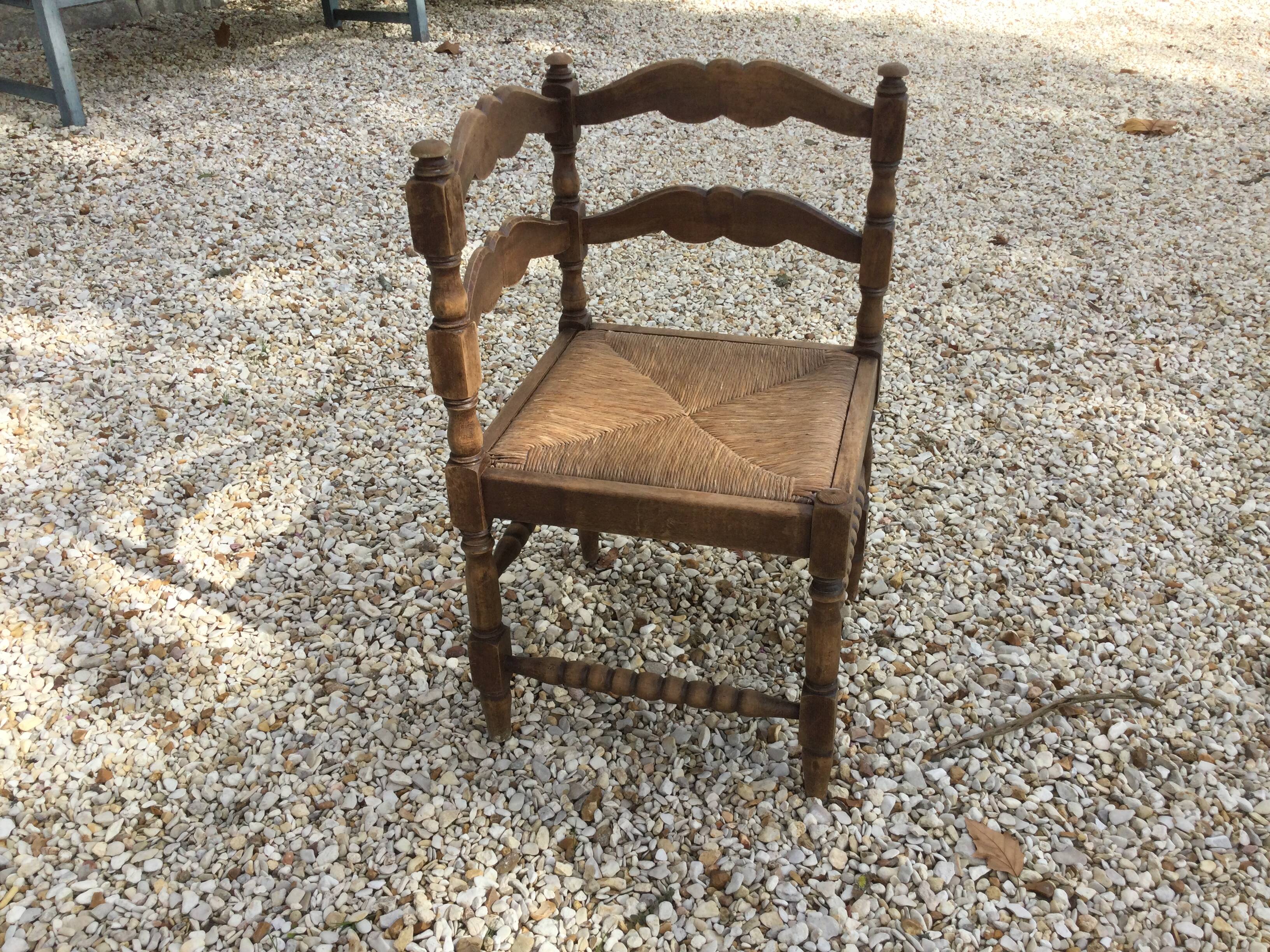 Corner armchair