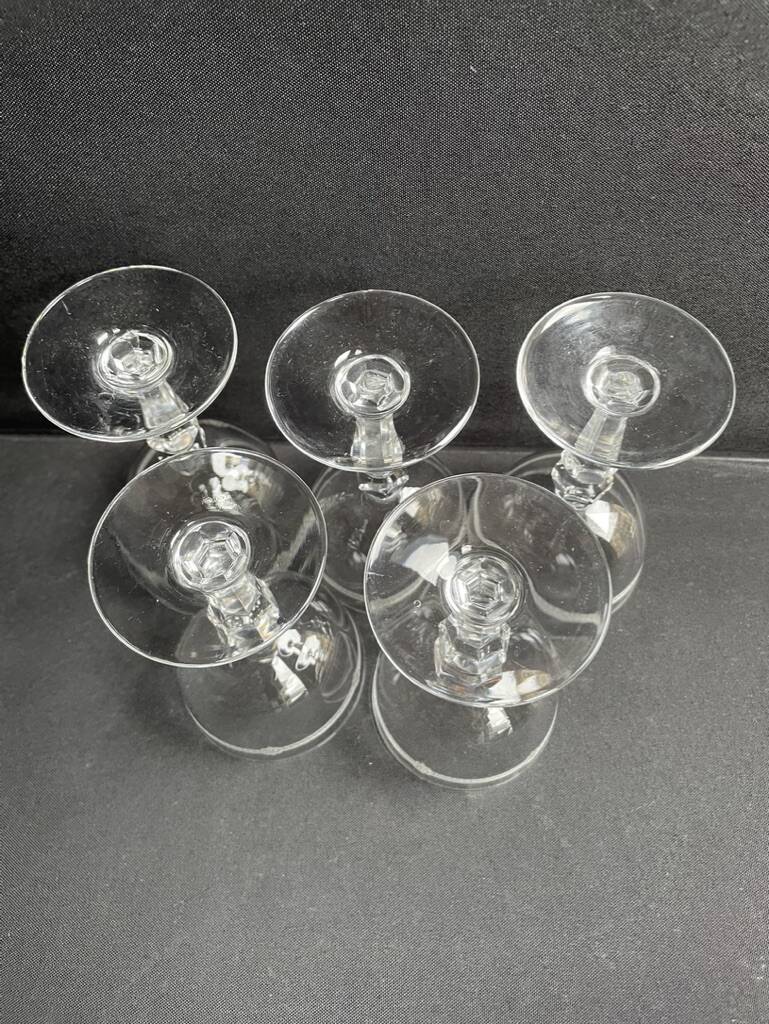 5 glasses in light blown, cut and guilloché crystal