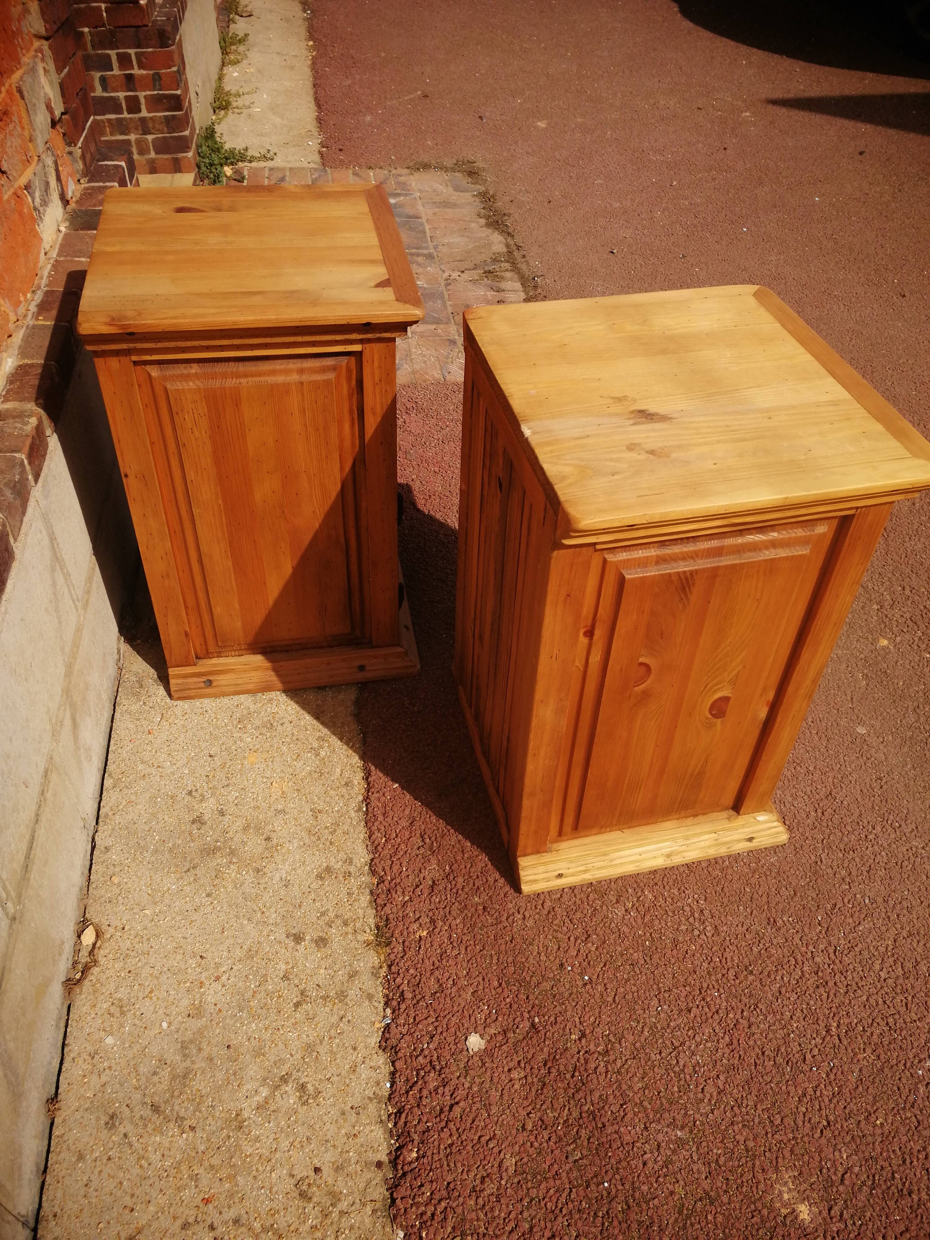 Pair of bedside tables