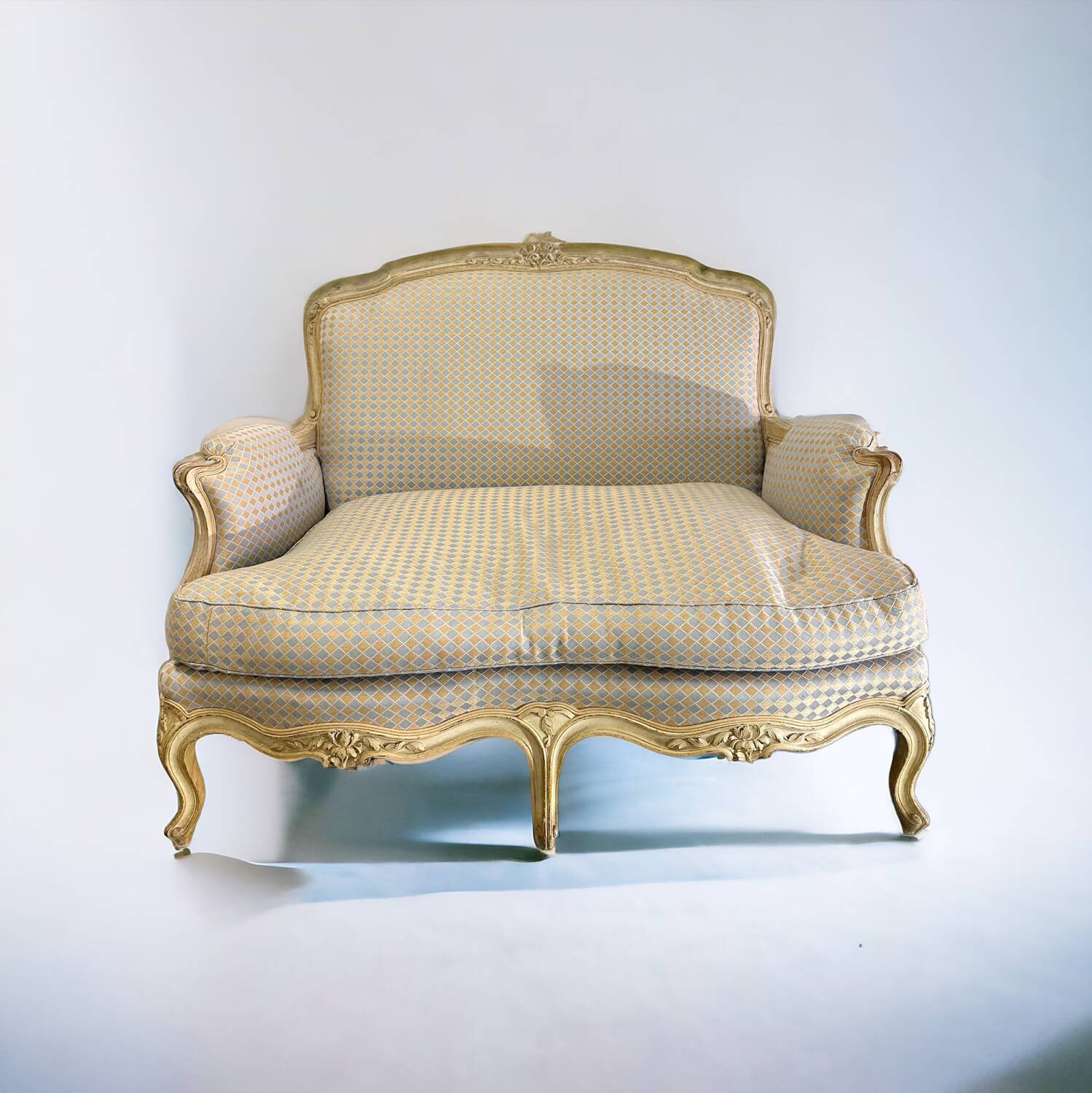 Louis XV lacquered salon from the 1900s.