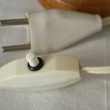 Lampe design vintage en bois d'olivier