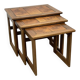 Série de 3 tables gigognes en teck et dessus carrelé