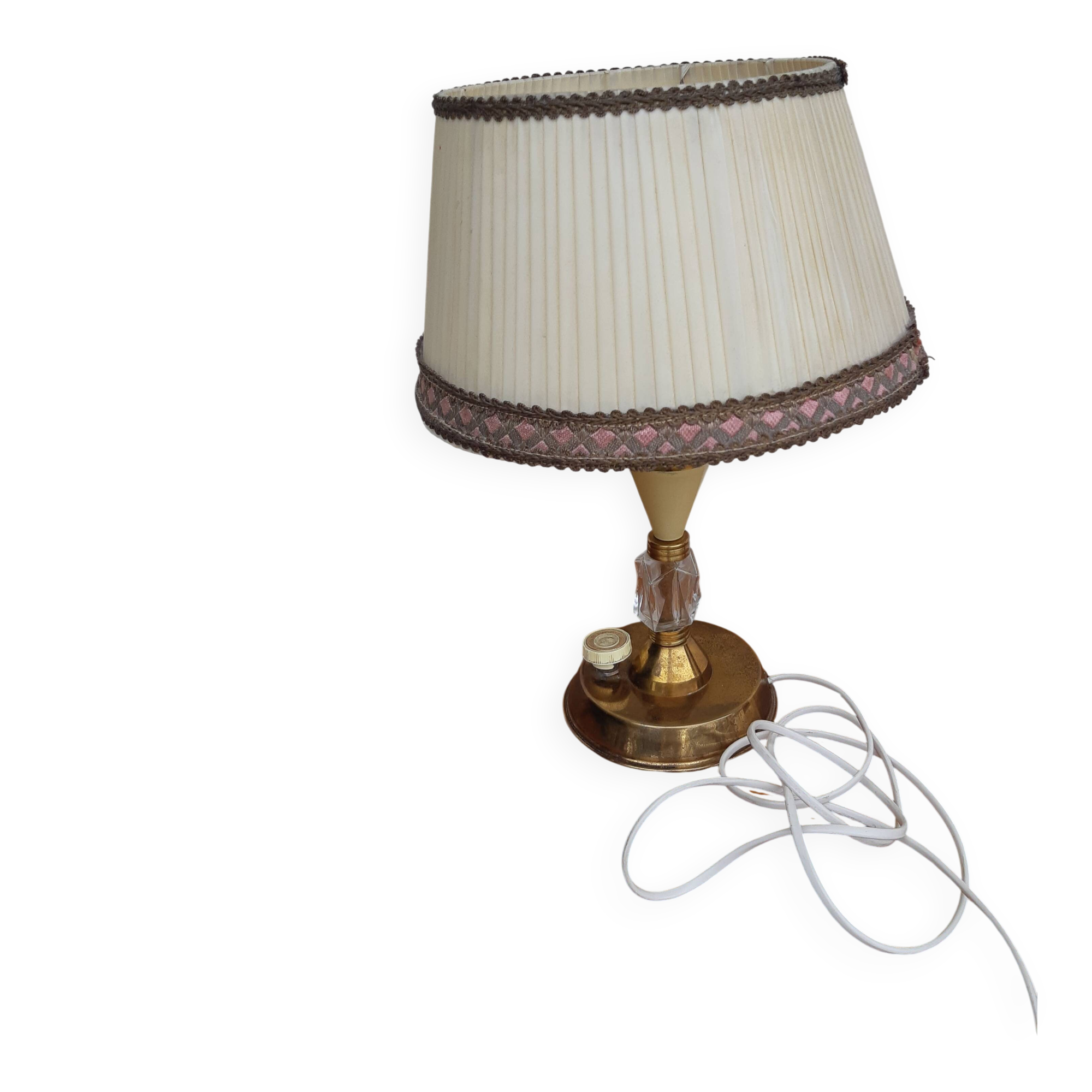 Mid-Century "3-light" table lamp in brass and cut crystal – France