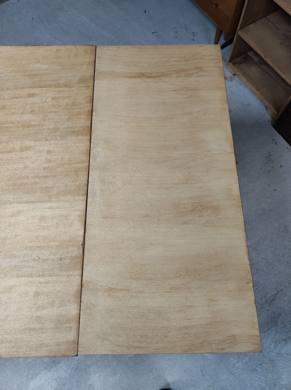 Vintage table 6/10 people