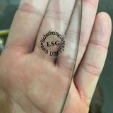 Vintage pedestal table style memphis