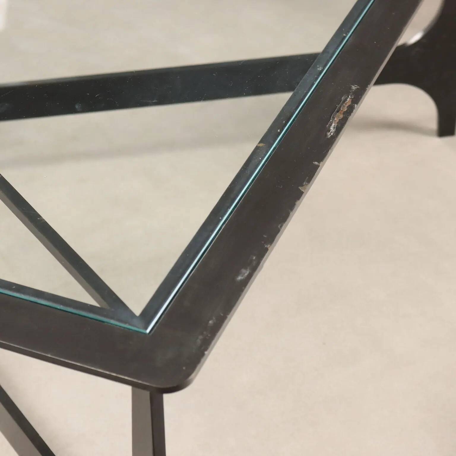 Small antique coffee table in black lacquered iron and glass, Italy, 20th century.