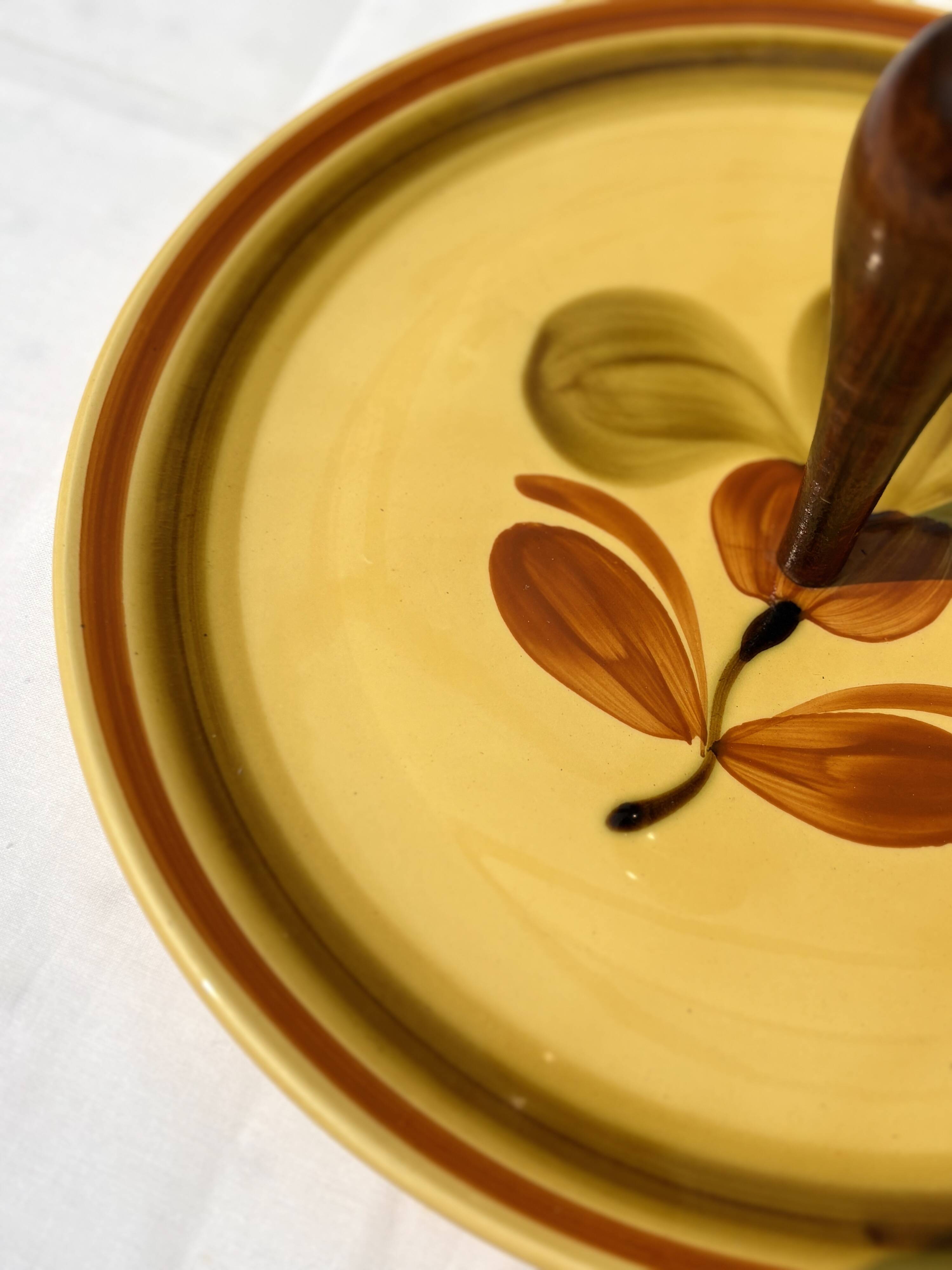 GIEN ceramic cheese dish with vintage floral decoration