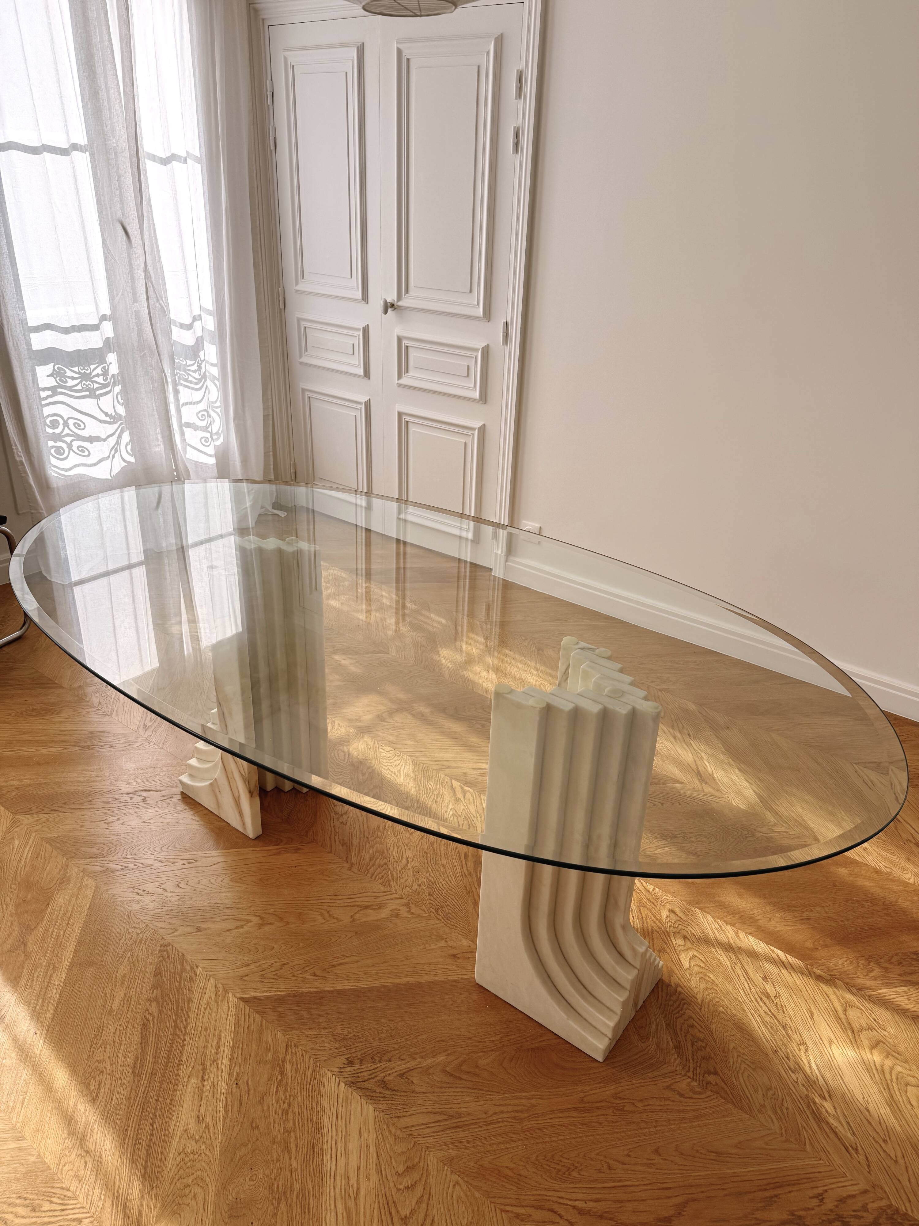 White marble dining table, Samo by Carlo Scarpa, Italy, 1970s