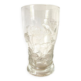 Vase ancien en verre capucines en relief