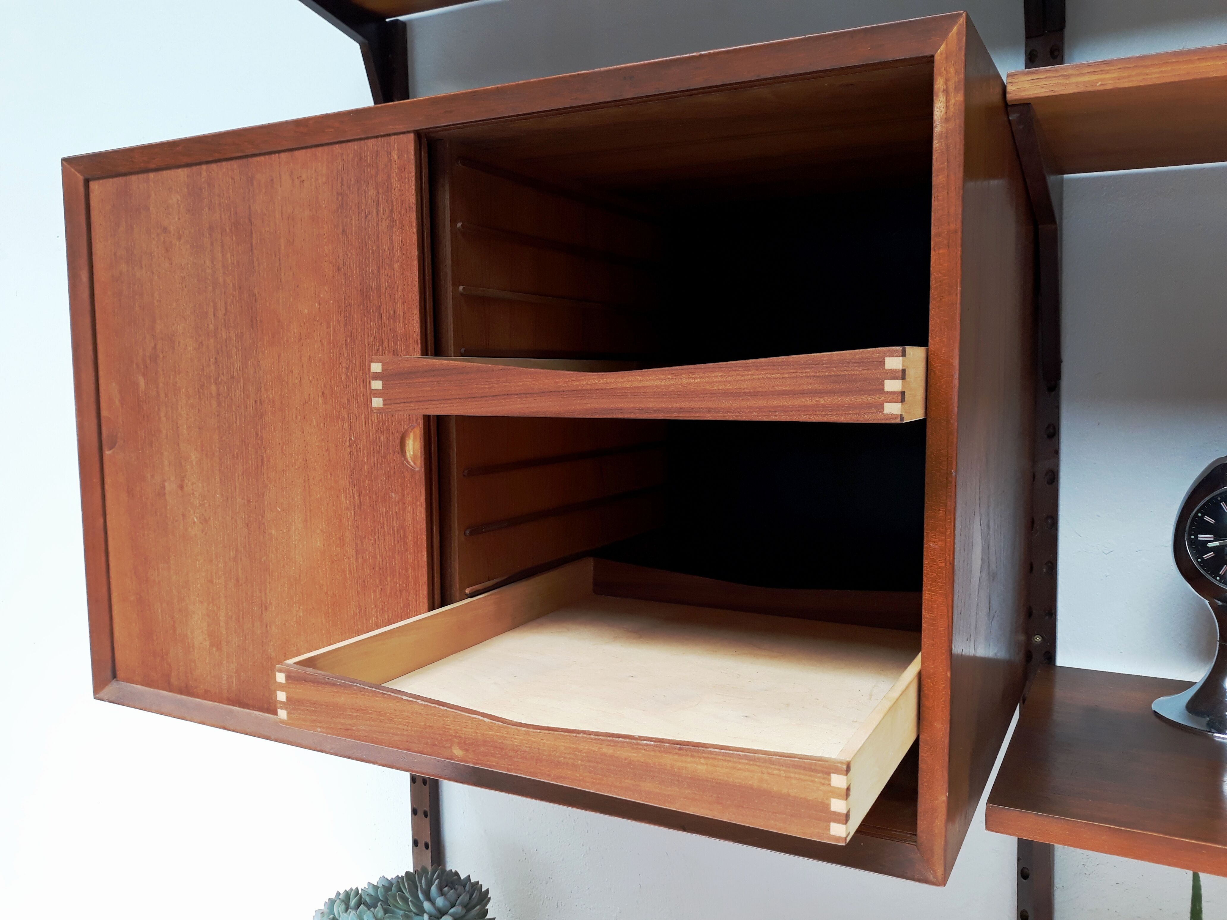 Étagère modulable scandinave en teck royal system par Poul Cadovius