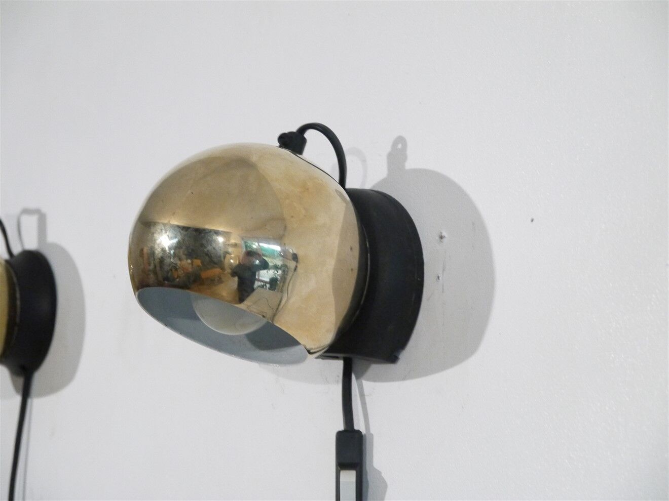 Series of 3 scandinavian brass sconces 1970
