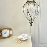 Suspension lanterne en verre soufflé et métal vintage