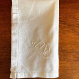 Serviettes brodées