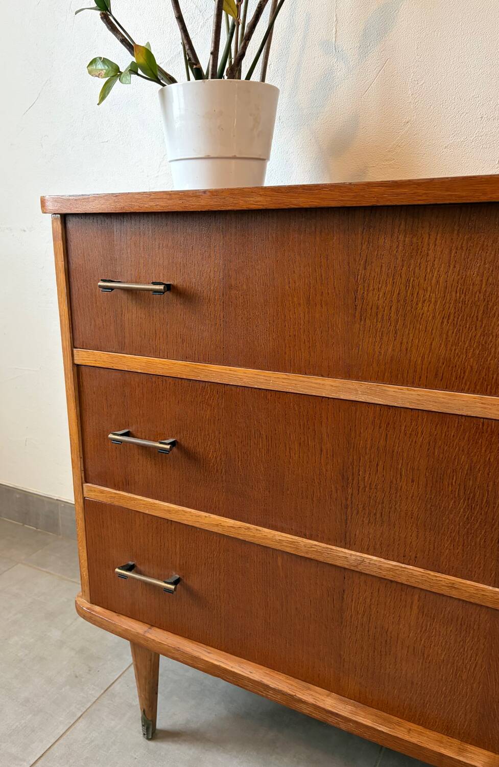 Vintage chest of drawers from the 1950s.
