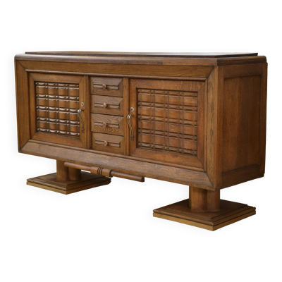 Buffet brutaliste dans le goût de Charles Dudouyt en chêne 1950’s