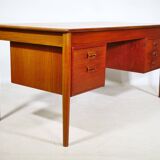Mid-Century Desk in Teak by Børge Mogensen for Søborg Møbelfabrik, 1960s