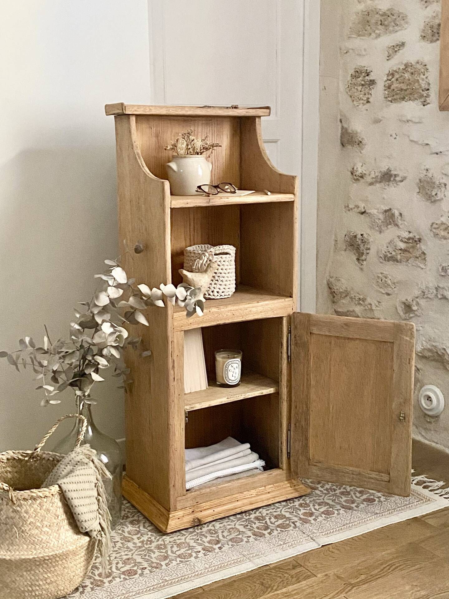 Occasional furniture