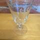 11 verres à pied à vin et eau en verre décor gravé vintage