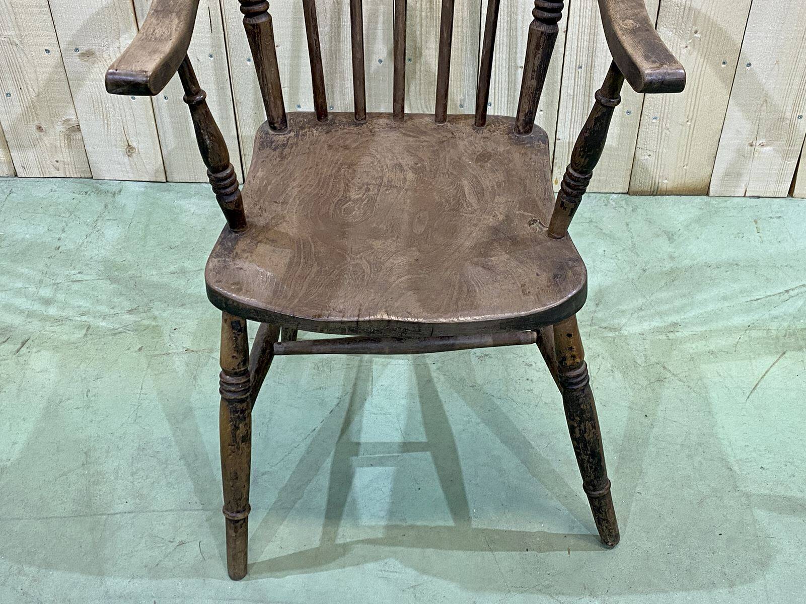 Fauteuil anglais en orme de la fin du XIXème