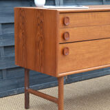 Teak chest of drawers by Meredew * 132 cm