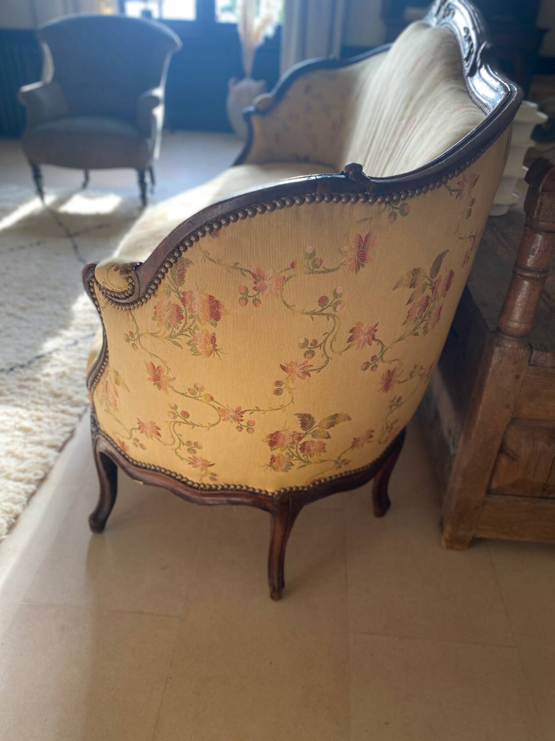 Louis XV style canapé