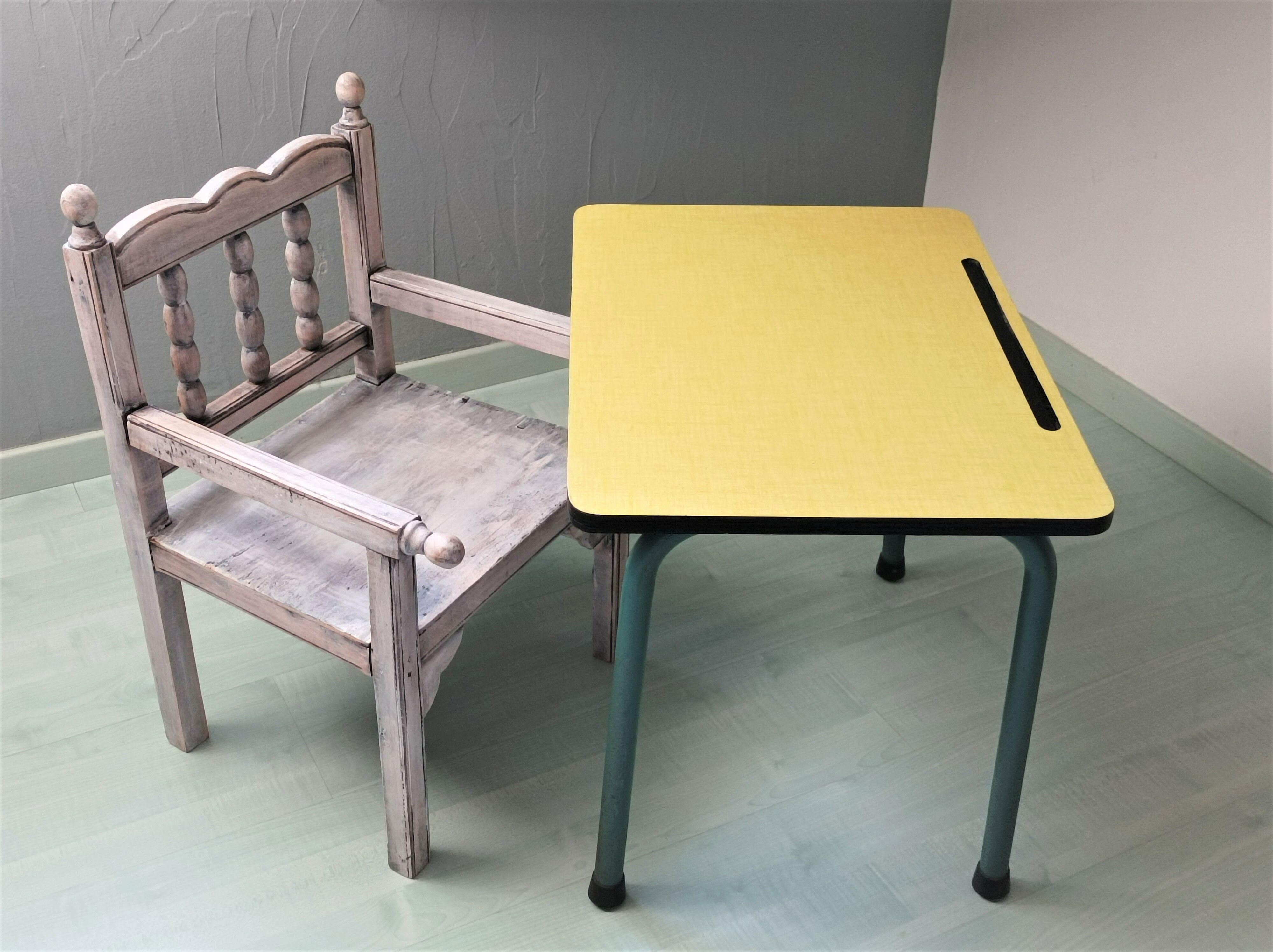 Formica School Office