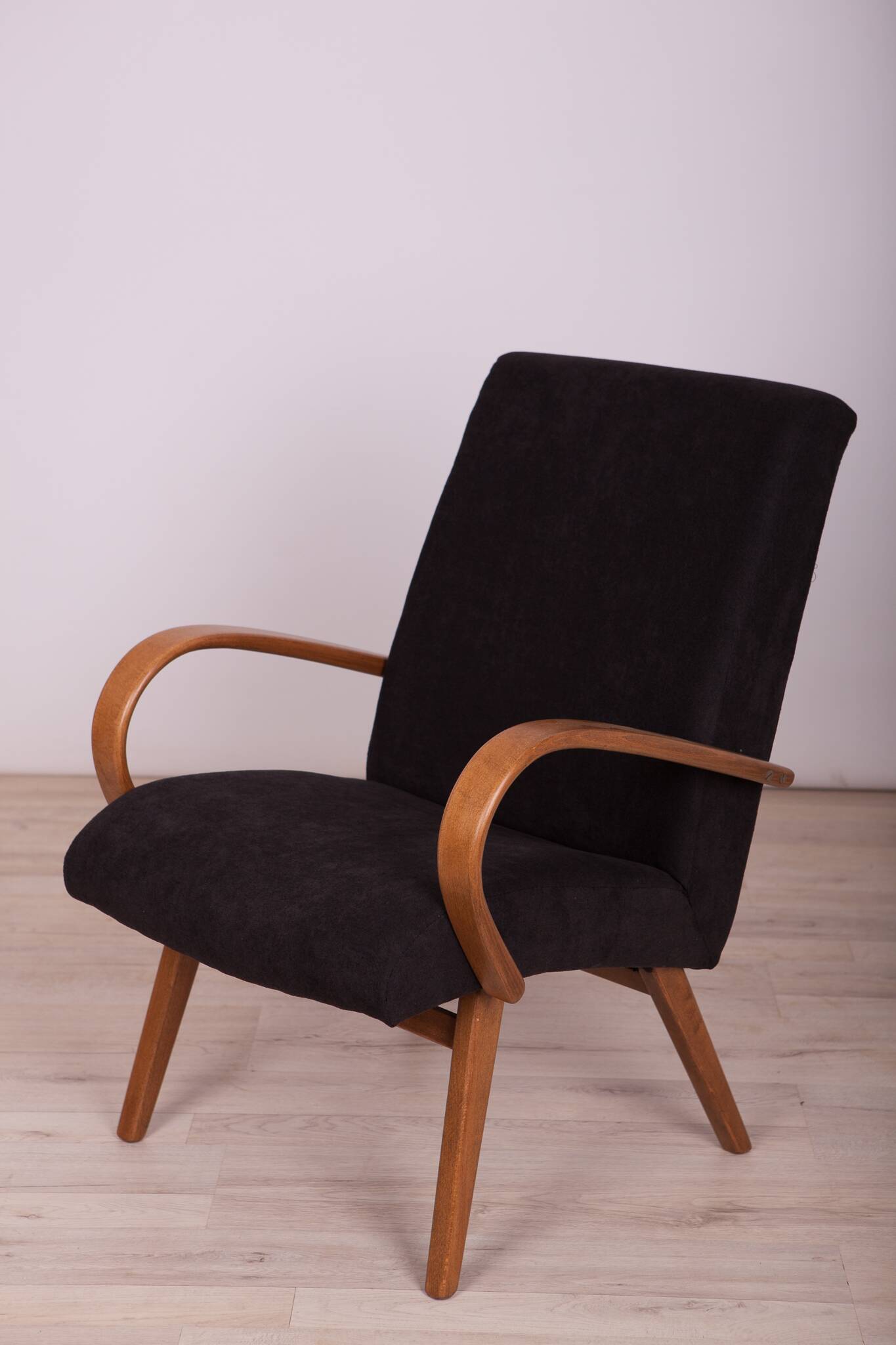 Model 53 Armchair by Jaroslav Smidek for TON, 1960s