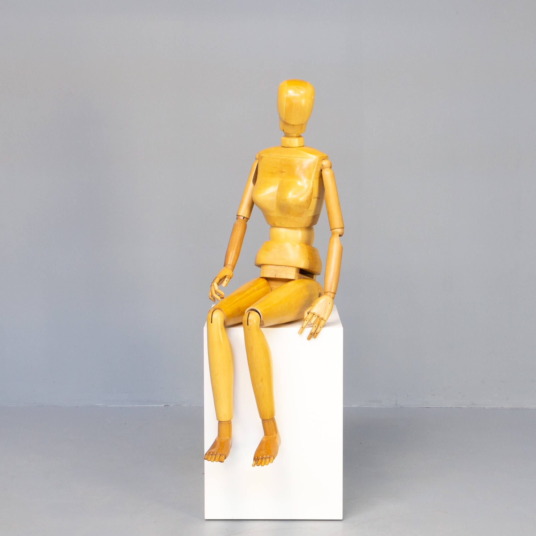 Live-size articulated wooden artist model mannequin