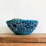 Eruptive ceramic dish from the 60s