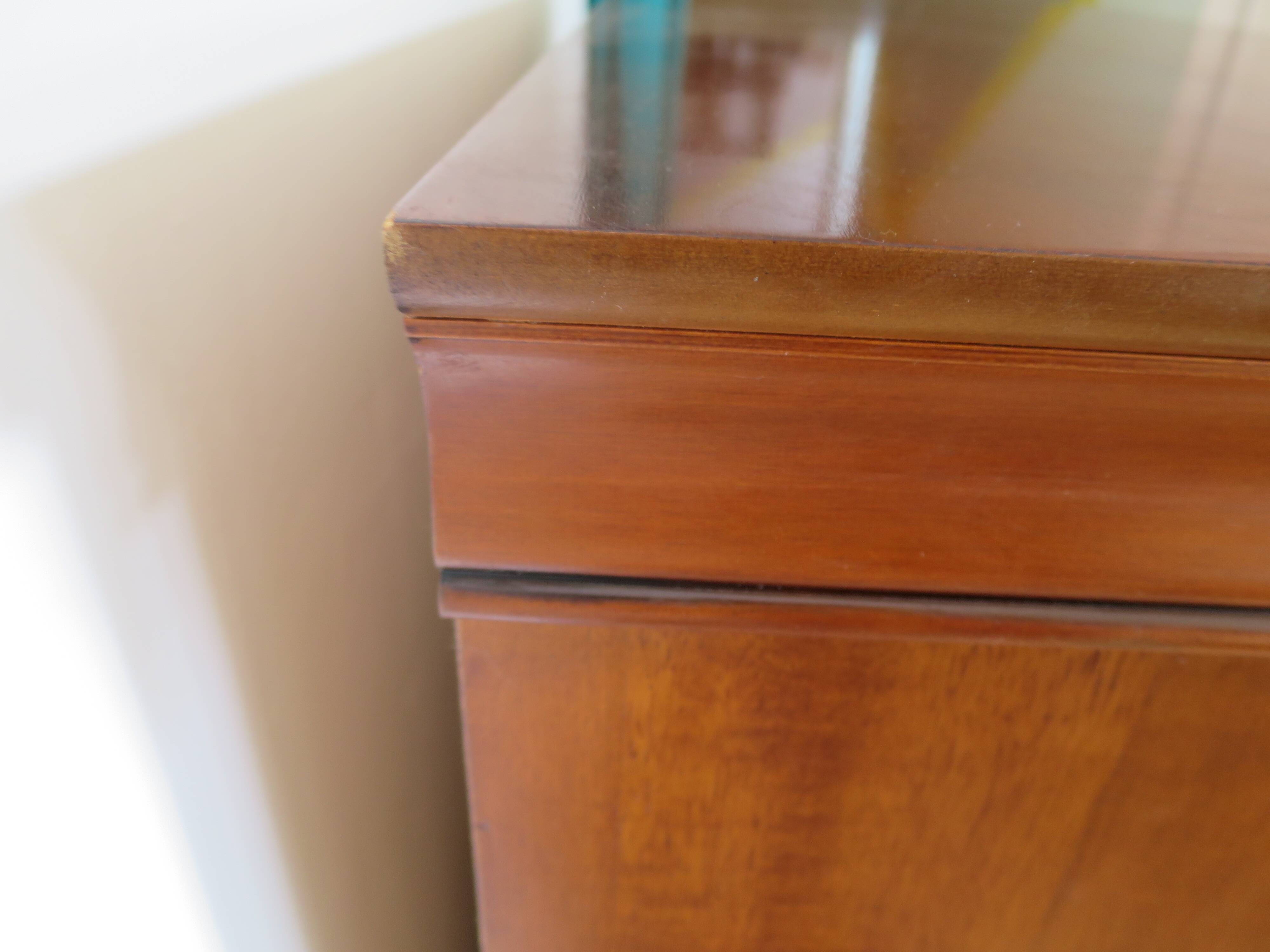 Louis Philippe style chest of drawers in cherry wood