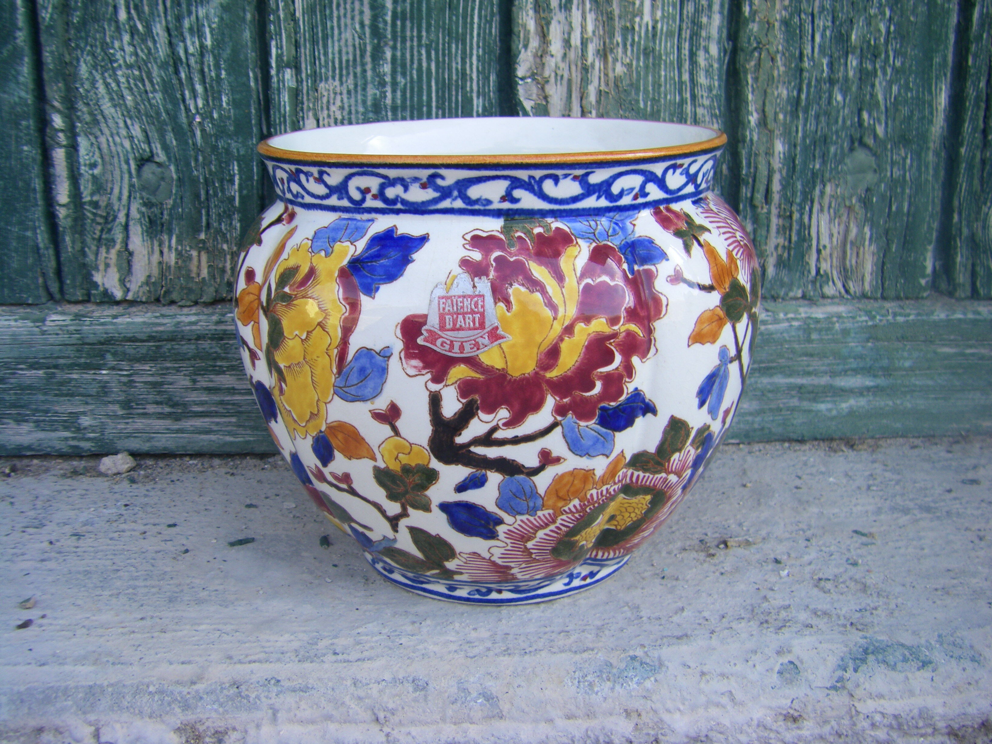 Gien faience pot cover