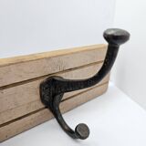 Patère en teck massif avec 2 double crochets en fonte