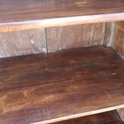 Armoire vitrée en bois