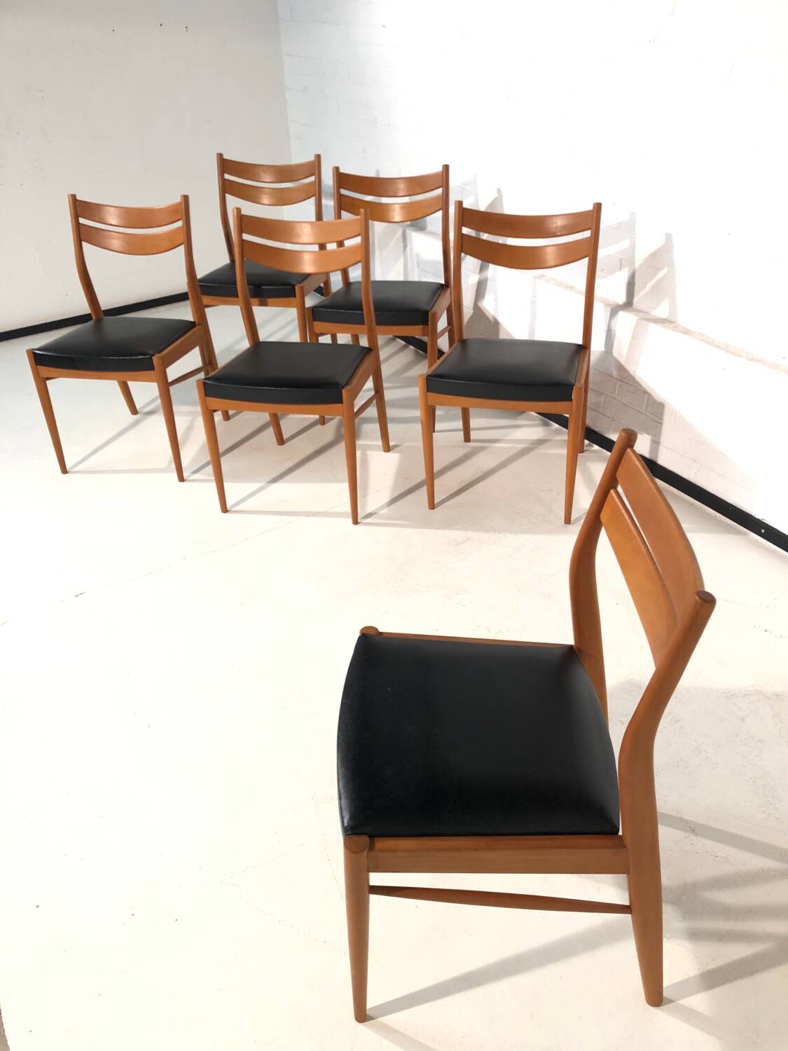 6 chaises vintage des années 60