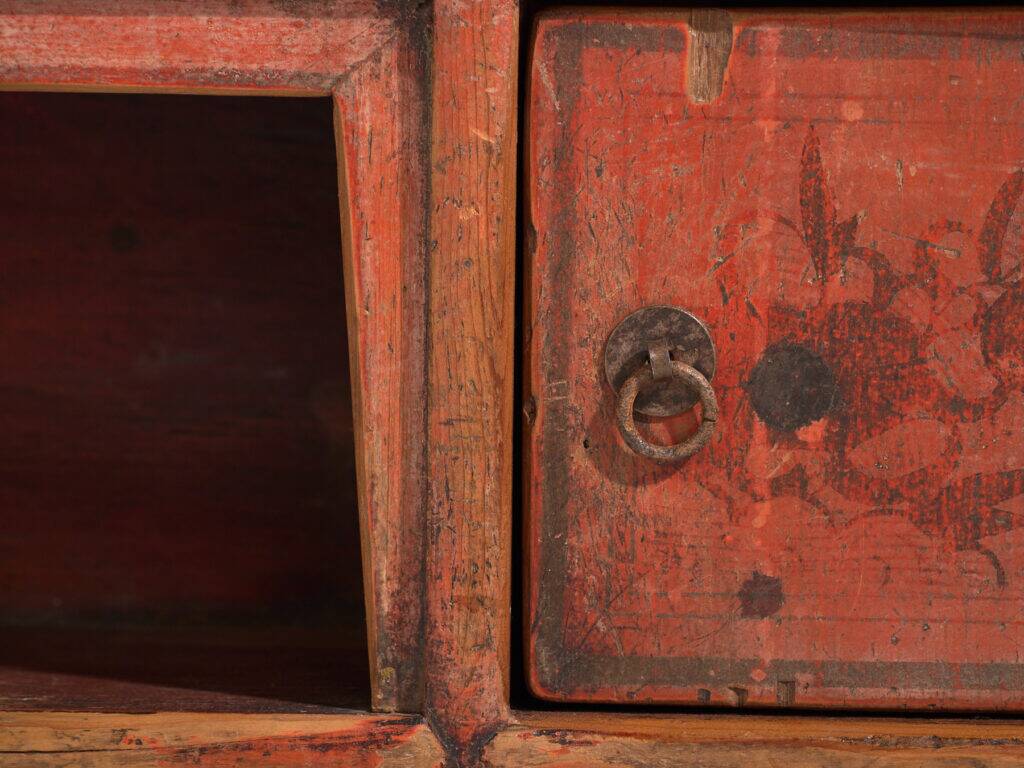 Old pine wood buffet – China, c. 1930