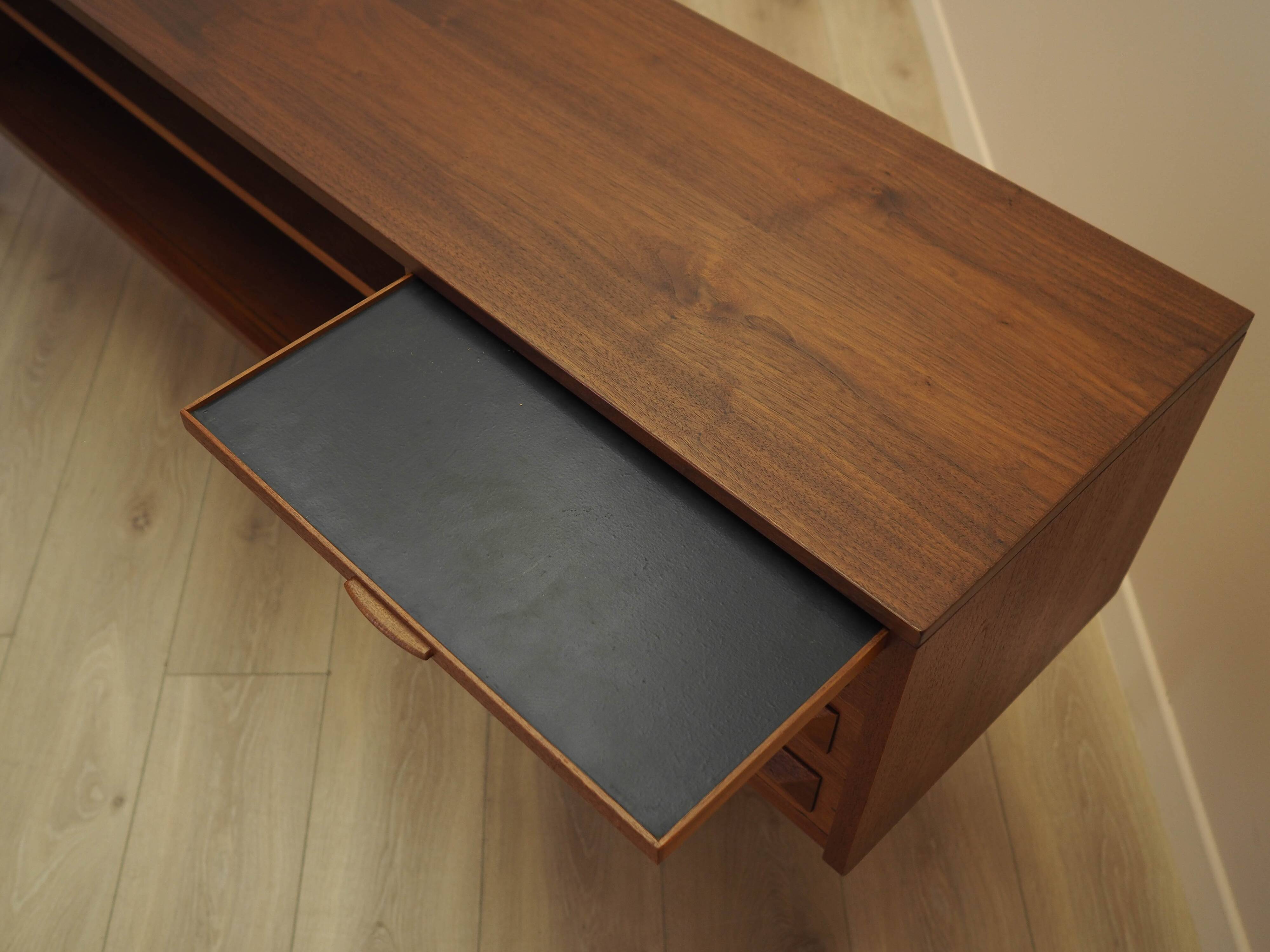Buffet en teck avec surfaces extensibles, Danemark, années 1970