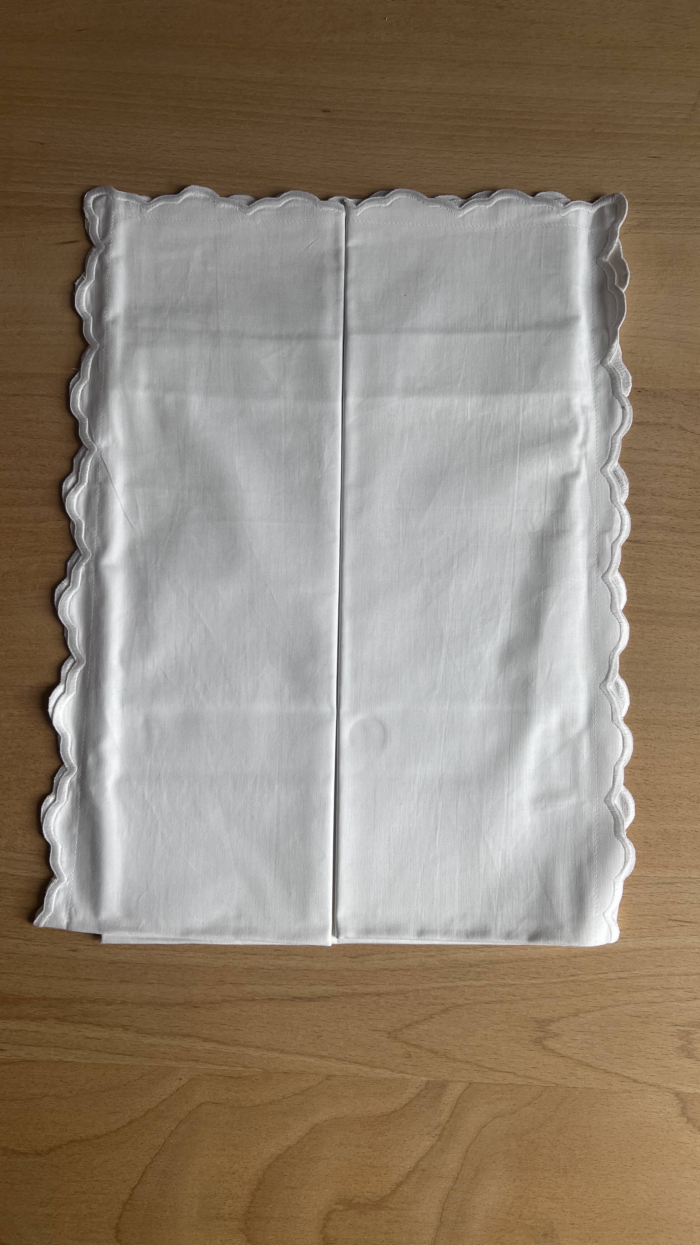 Vintage pillowcase set