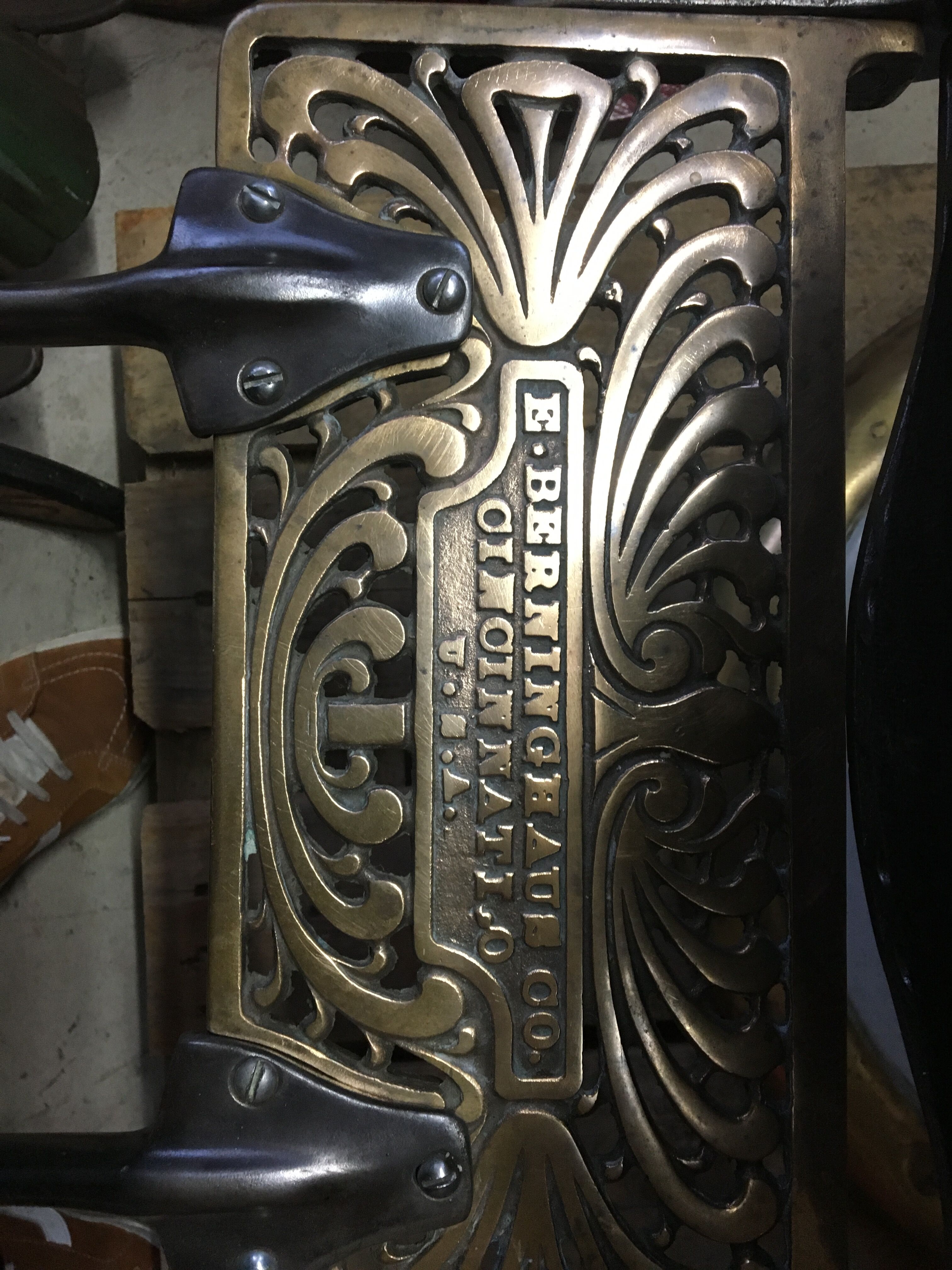 Vintage 1920 Berninghaus Barber Armhair