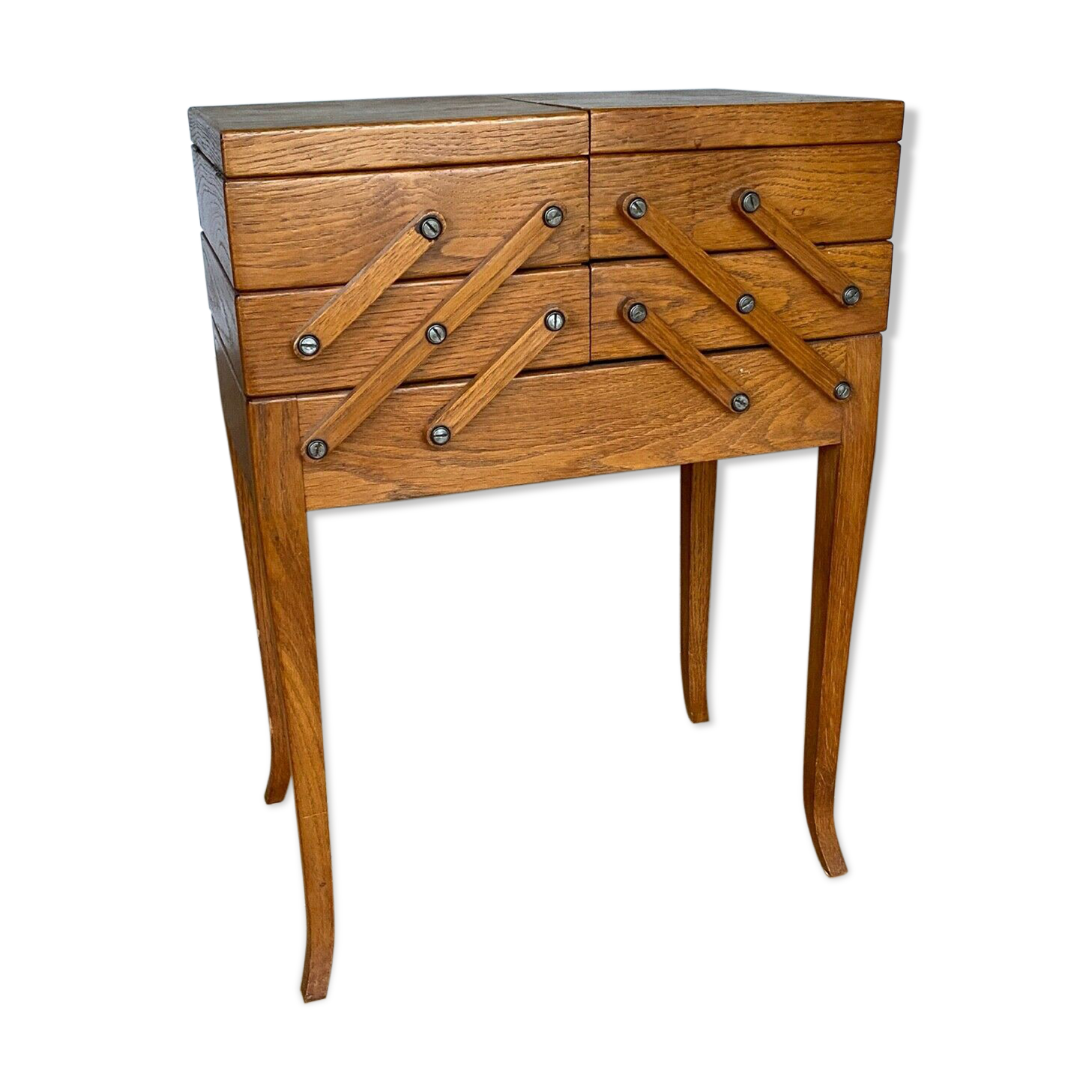 Sewing worker with xx th drawer system 4 feet
