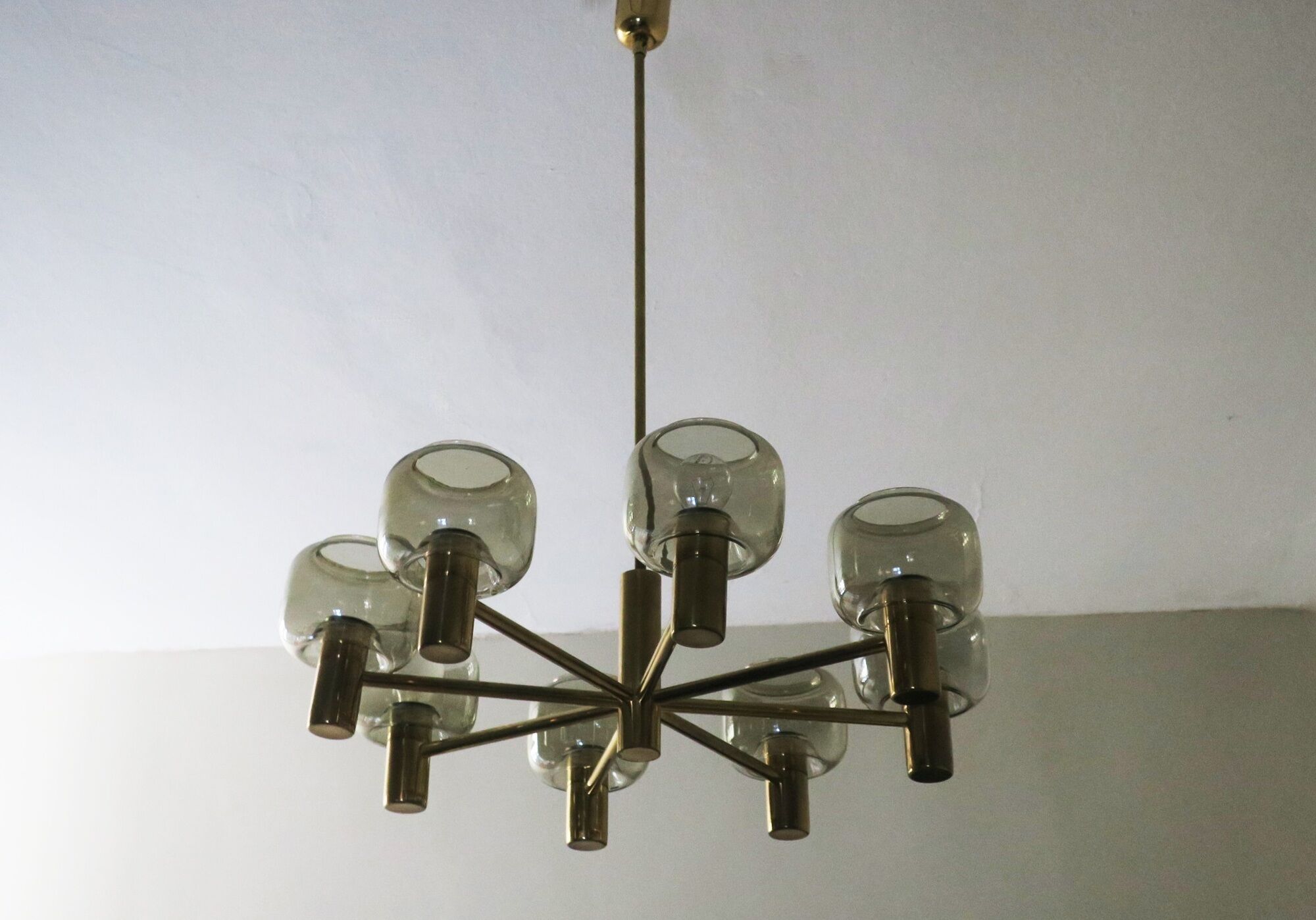 Mid-century 8-arm brass & glass chandelier