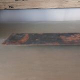 Curved enamel plate direction