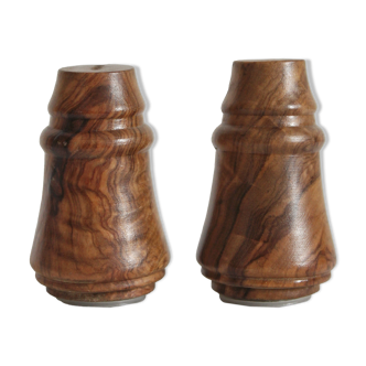 Salt and pepper shaker in vintage olive wood 70s