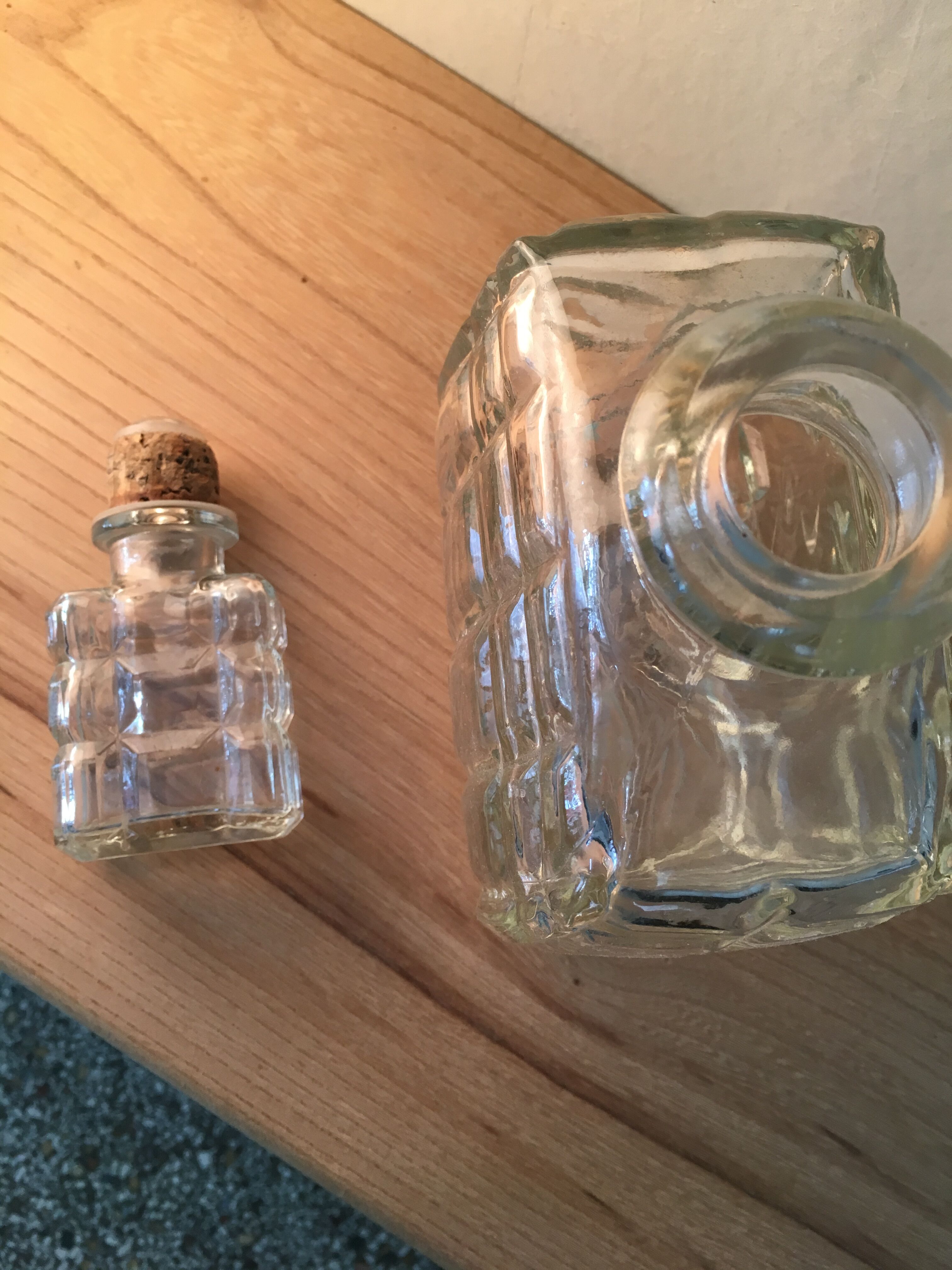 Chiseled glass whiskey carafe