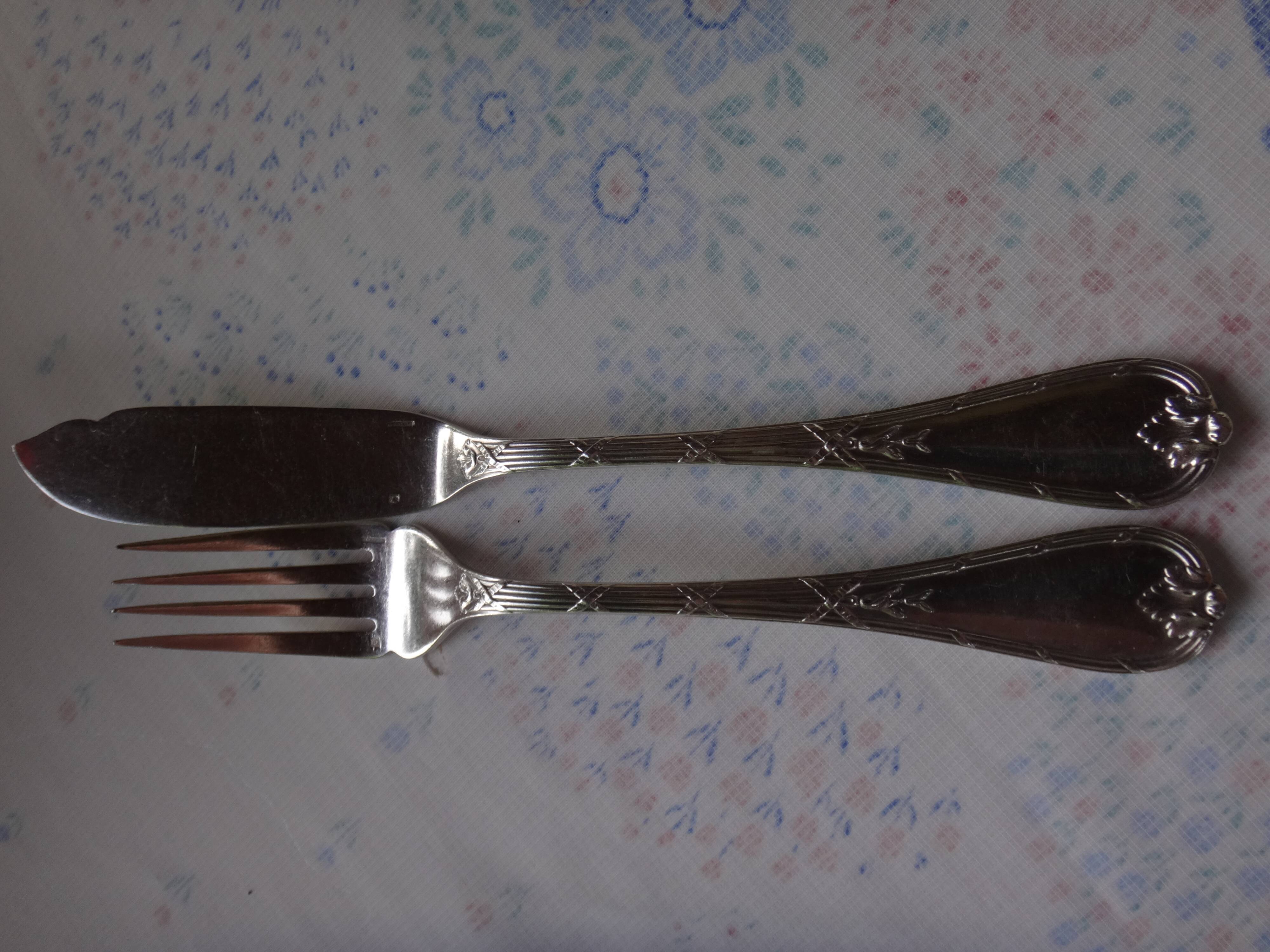 12 Christofle fish cutlery