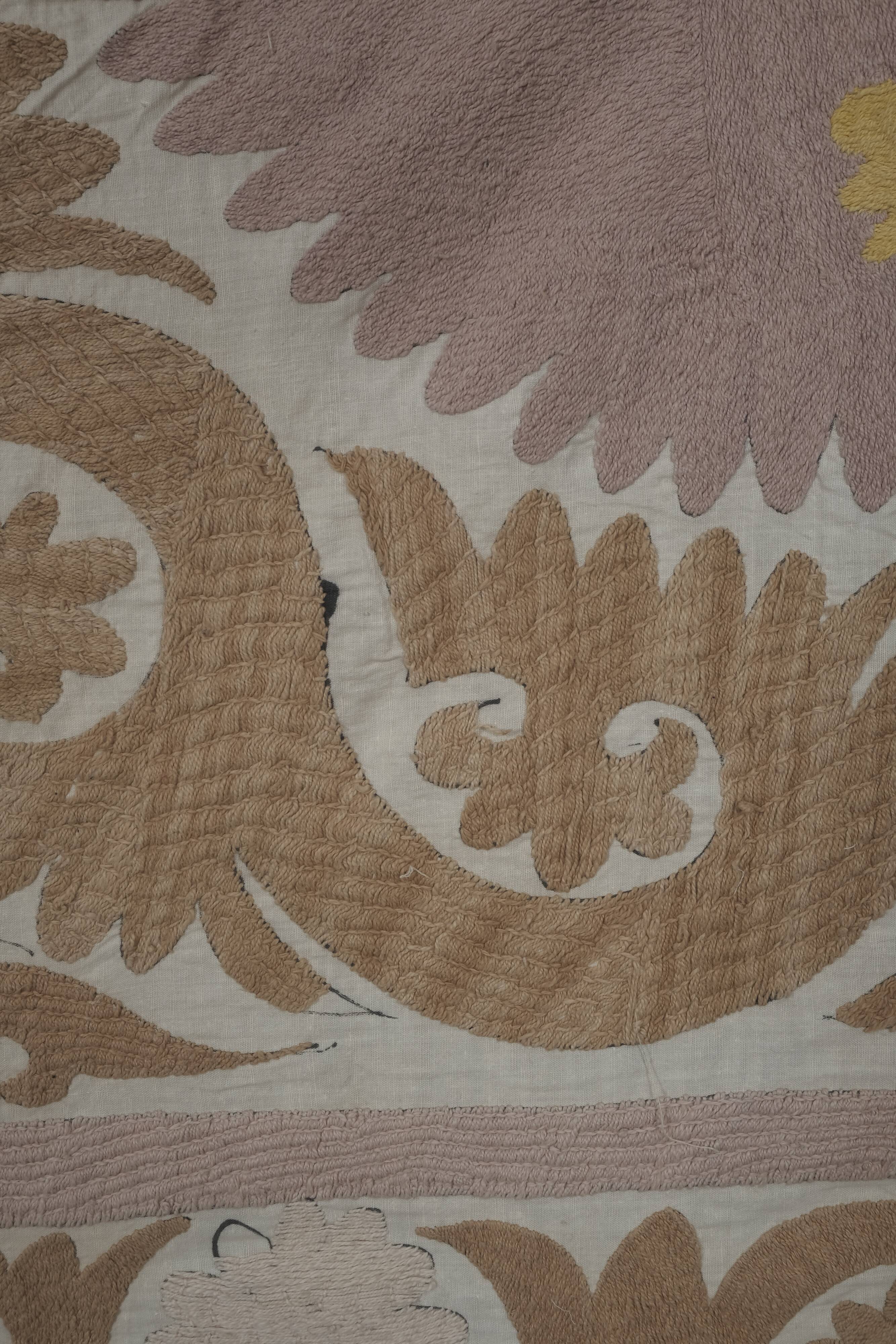 Suzani tapestry 146x150 cm