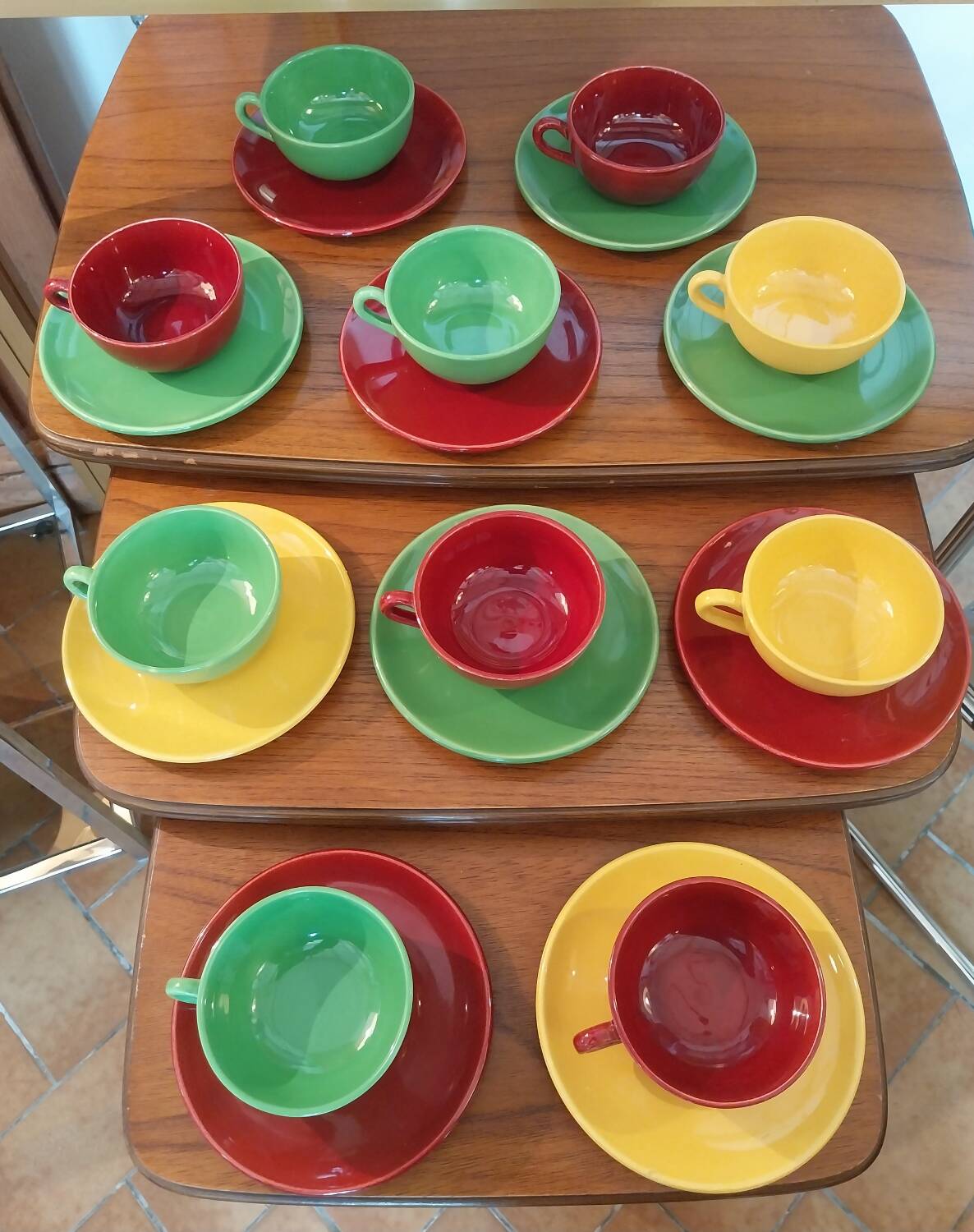 Service for 10 coffee cups