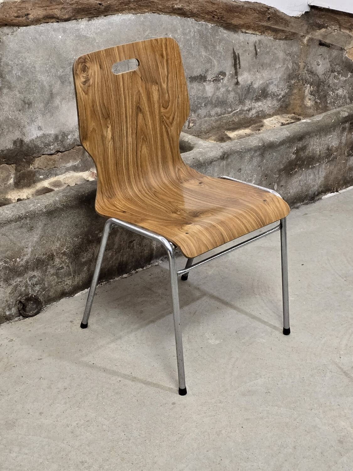 1960s chair in curved plywood on stainless steel base